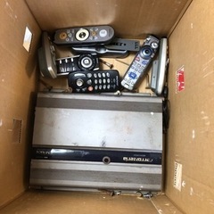 ポータブルカーナビ、フォトフレーム、その他ガラクタ全部無料！の画像