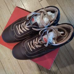 Hawkins US 7 1/2