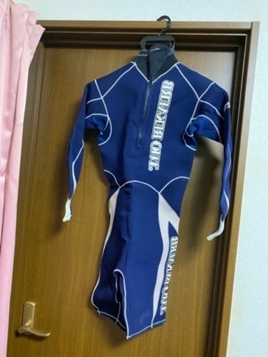 ウエットスーツ