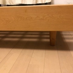 ベッドの枠の画像