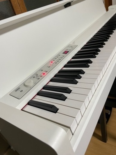 美品です。KORG LP-380  2015年製　電子ピアノ　白　88鍵盤
