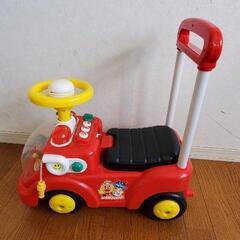 アンパンマンの消防車の乗り物ですの画像