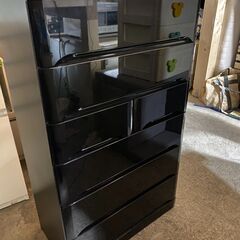 Z6001　黒タンス　鏡面仕上げ　きれいです。