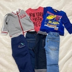 90センチ　裏起毛セットとズボンセットの画像