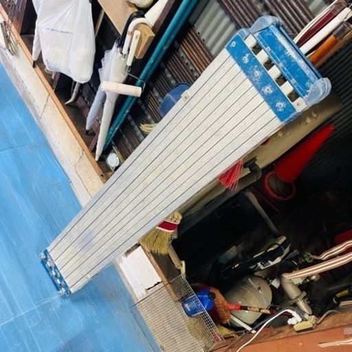 受け渡し者決まりました。PiCa ピカコーポレイションアルミニウム合金製 伸縮式足場 STKD-C2823A 伸長 2.80m 縮長 1.63m 口最大使用質量 120kg