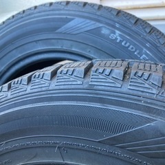 タイヤ　スタッドレス16インチの画像