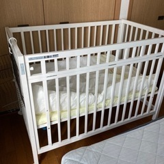 ベビーベッド