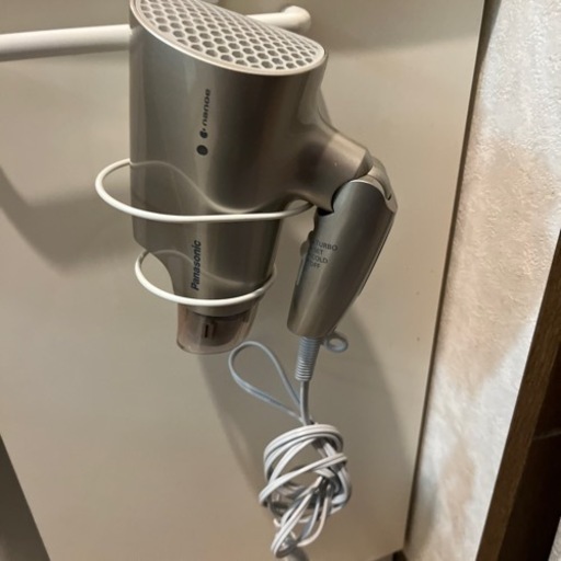 Panasonic ドライヤーとドライヤー掛け