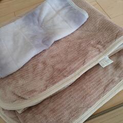 ニトリ　モコモコ敷きパッド　