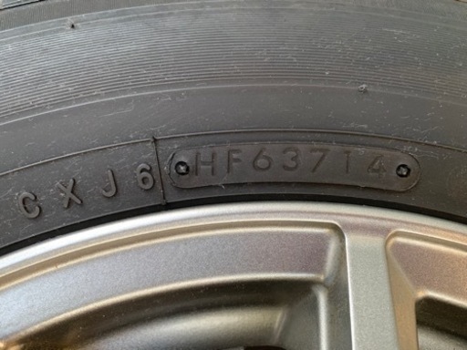 スタッドレスタイヤ185/70R14 Ｅ12ノート
