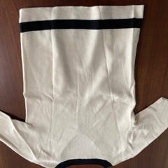 Adore body dressing 半袖ニットの画像