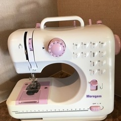 ポータブルミシンの画像