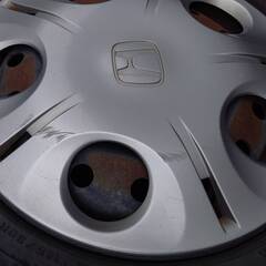 【中古品】ホンダライフ 純正 13インチ スチールホイール & キャップ おまけ スタッドレスタイヤ 付きの画像