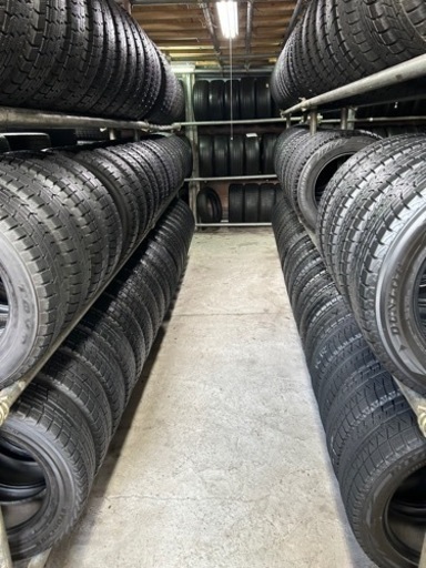 215/65/16 スタッドレス4本タイヤ+交換、安い、早い、アマントレーディング株式会社