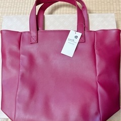 赤色トートバッグ