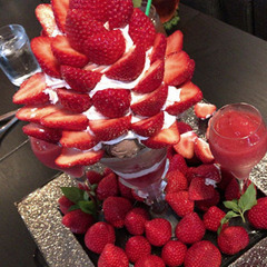 17名！大人女子会❣️平日❗️大田区でイチゴ狩り🍓インスタでも話...