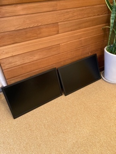 液晶モニター　EX-LD2071TB 20.7型　2個セット