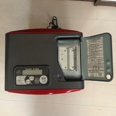 石油ファンヒーター　(ポリタンク、手動ポンプ付)の画像