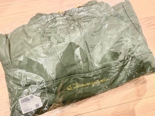 新品未開封！　champion アノラックパーカー