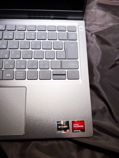 Dell Inspiron5415 R5 14インチノートパソコン　シルバー