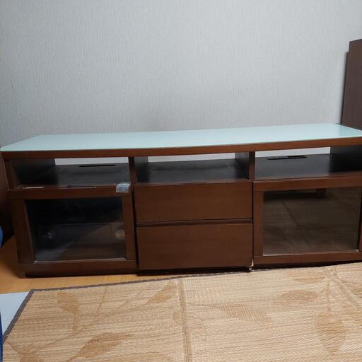 60型まで載せられるテレビ台