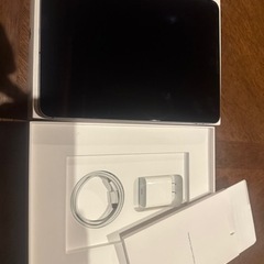 iPadPro 第2世代 11インチ Wi-Fi + Cellular256GBの画像