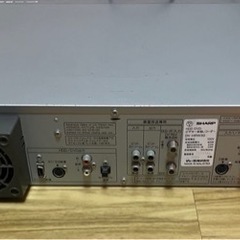 SHARPシャープ　HDD・DVD・ビデオ一体型レコーダーDV-HRW30 2004年製　ジャンクの画像