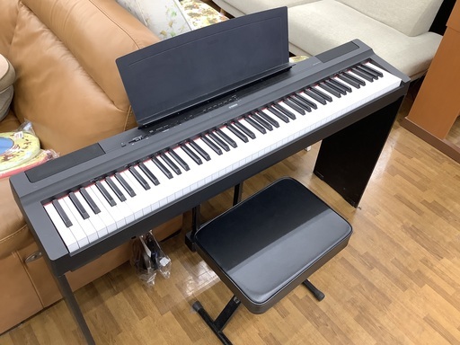 電子ピアノ　YAMAHA P-125 イス付き