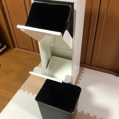 【値下げしました】分別ダストボックスの画像