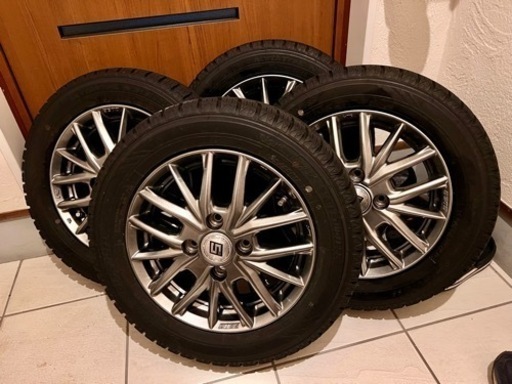 スタッドレスタイヤ