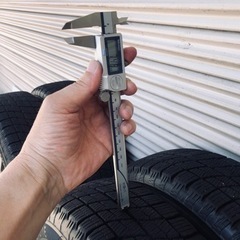 冬タイヤ 155/65R13 軽カー用アルミ付きスタッドレス4本組の画像