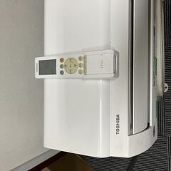 中古 東芝 エアコン 冷暖房時 10畳用 2021年モデル RAS-2811TMの画像
