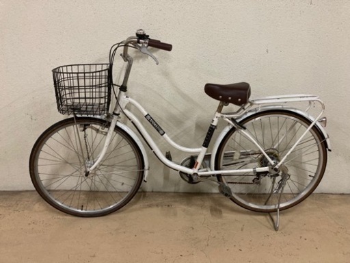 『取引決定』中古自転車 白 26インチ 変速ギア付き