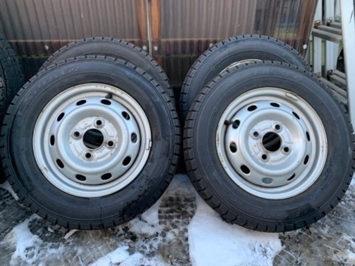 155/70R12 スタッドレスタイヤ