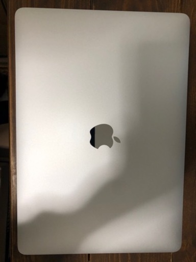 Mac book air M1 チップ