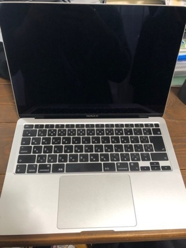 Mac book air M1 チップ