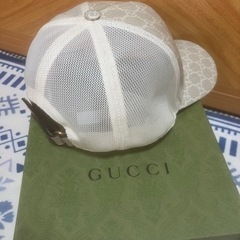 GUCCI グッチ　帽子　ベースボールキャップ　白の画像
