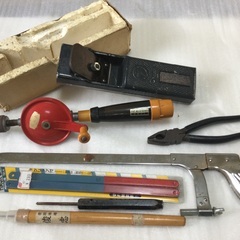 大工道具　かんな、金鋸、ペンチ、キリ