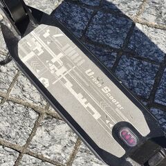 キックボード　URBAN SCOOTER　ブレーキ付　スタンド付の画像