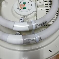 東芝TOSHIBA シーリングライト EPT4000の画像