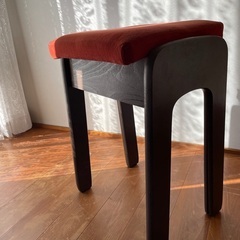 【レトロな椅子】