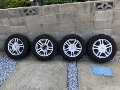 値下げしました。４本セット　スタッドレスタイヤ15インチ　ほぼ2019年製