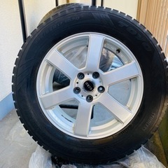 【交渉中】225/65R17 スタッドレスタイヤ４本　美品