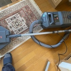 掃除機マニア必見❗️差し上げます❣️希少品スウェーデン製掃除機（...