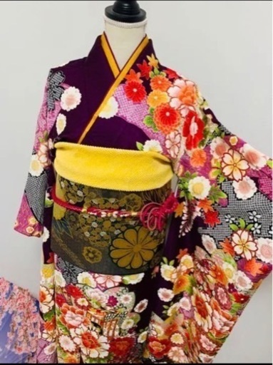 振袖 フルセット美品 名品 御所車 草花 箔 金彩 紫 袷