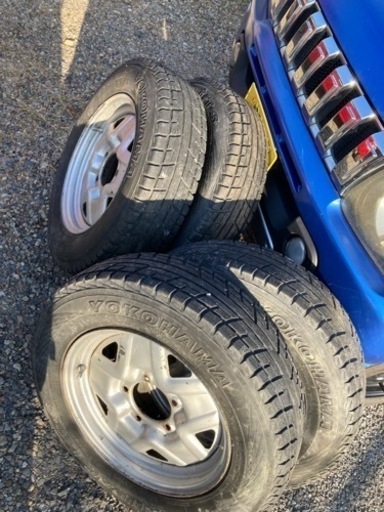 ジムニースタッドレス純正ホイール付き
