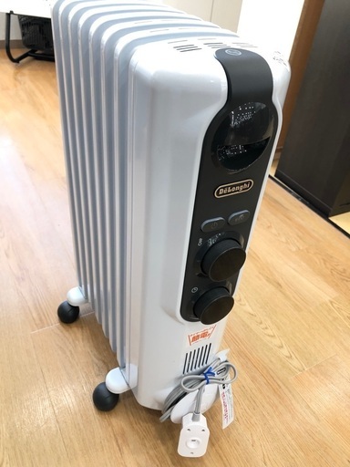 DeLonghi　オイルヒーター