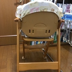 【コブタフレンド】ハイチェア2脚の画像