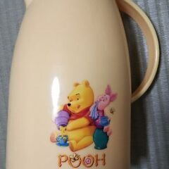 プーさんの水入れ容器の画像