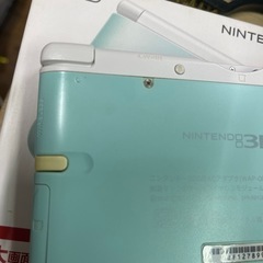 中古 本体のみ ニンテンドー3DS LL  ミントの画像